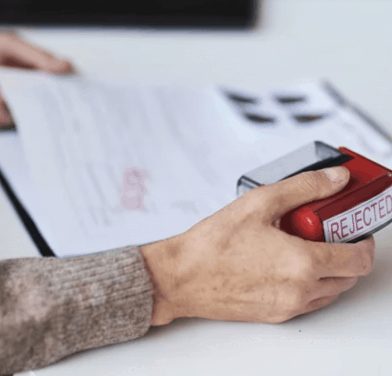 UK visa refusal letter with 14-day appeal deadline countdown.